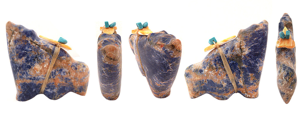 Sodalite Howling Wolf by Leland Boone and Daphne Quam - Zuni Fetish Sunshine Studio